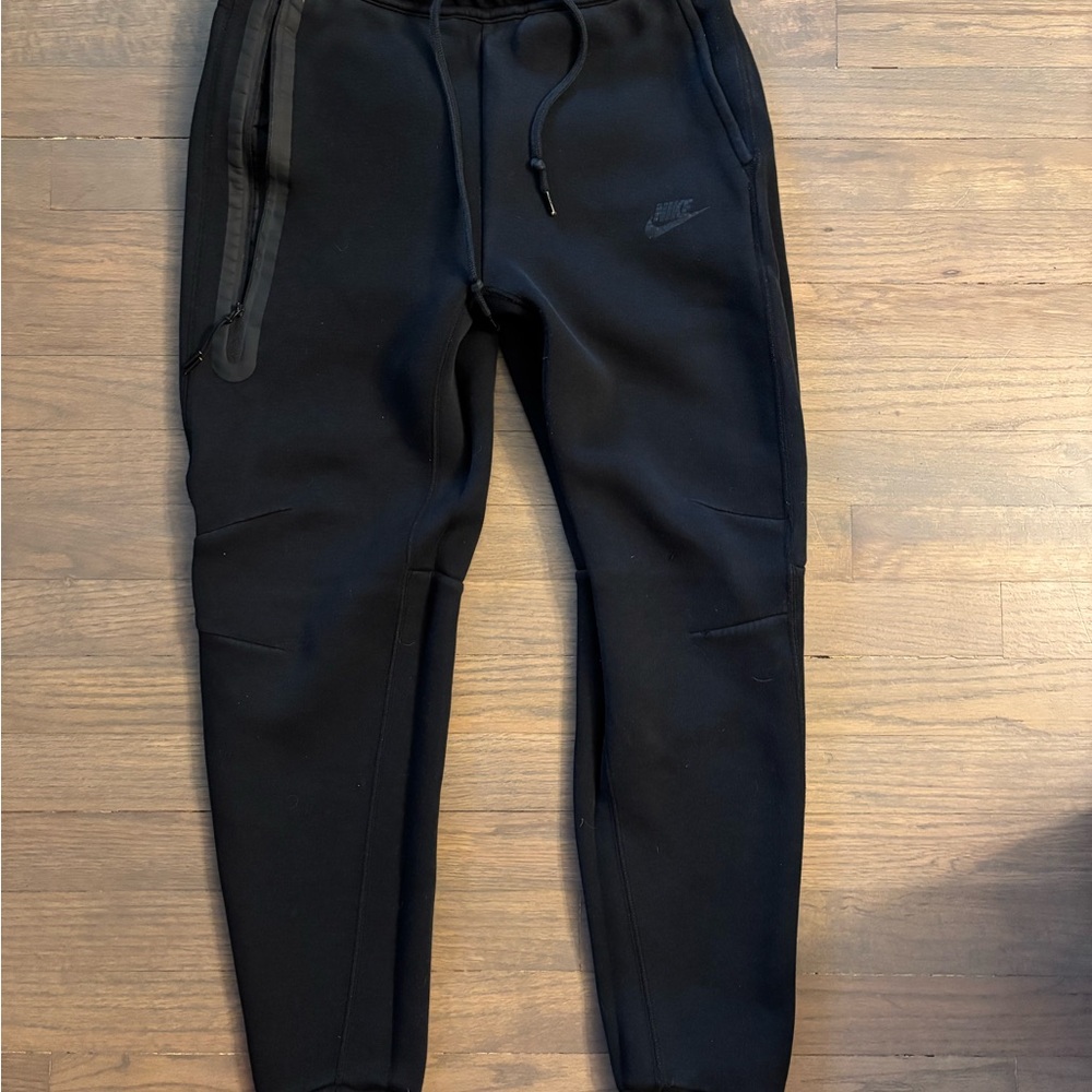Nike Tech Black Jogger Pants